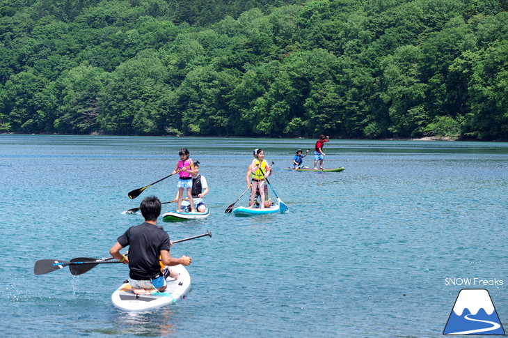 パドルクラブ 話題のアクティビティ『SUP』無料体験試乗会 in 支笏湖